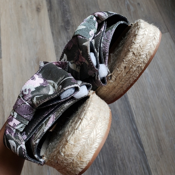 NEVER WORE REBECCA MINKOFF ESPADRILLE SANDAL - Picture 10 of 11